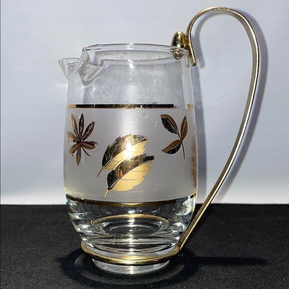 Elegant Gold Leaf Glass Pitcher - Picture 3 of 7
